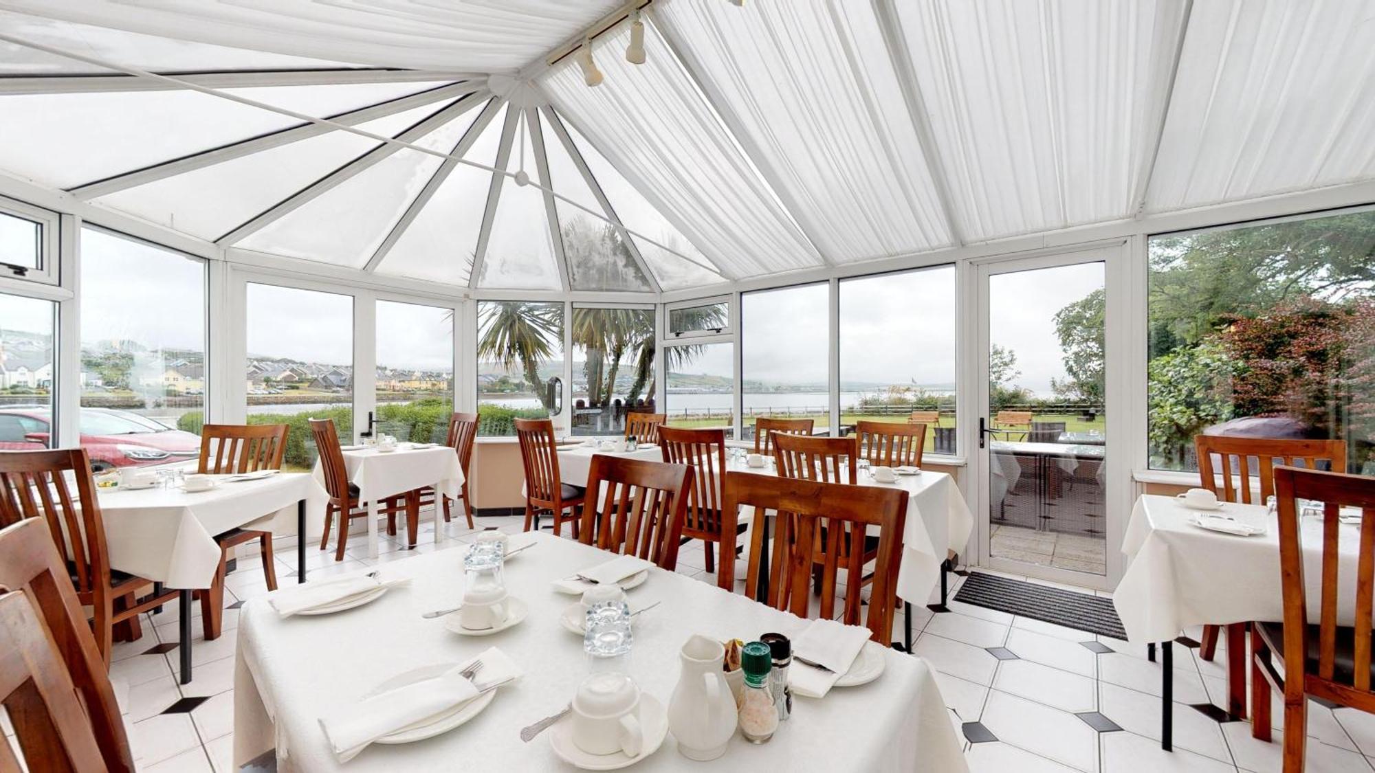 Milltown House Dingle Hotel Bagian luar foto