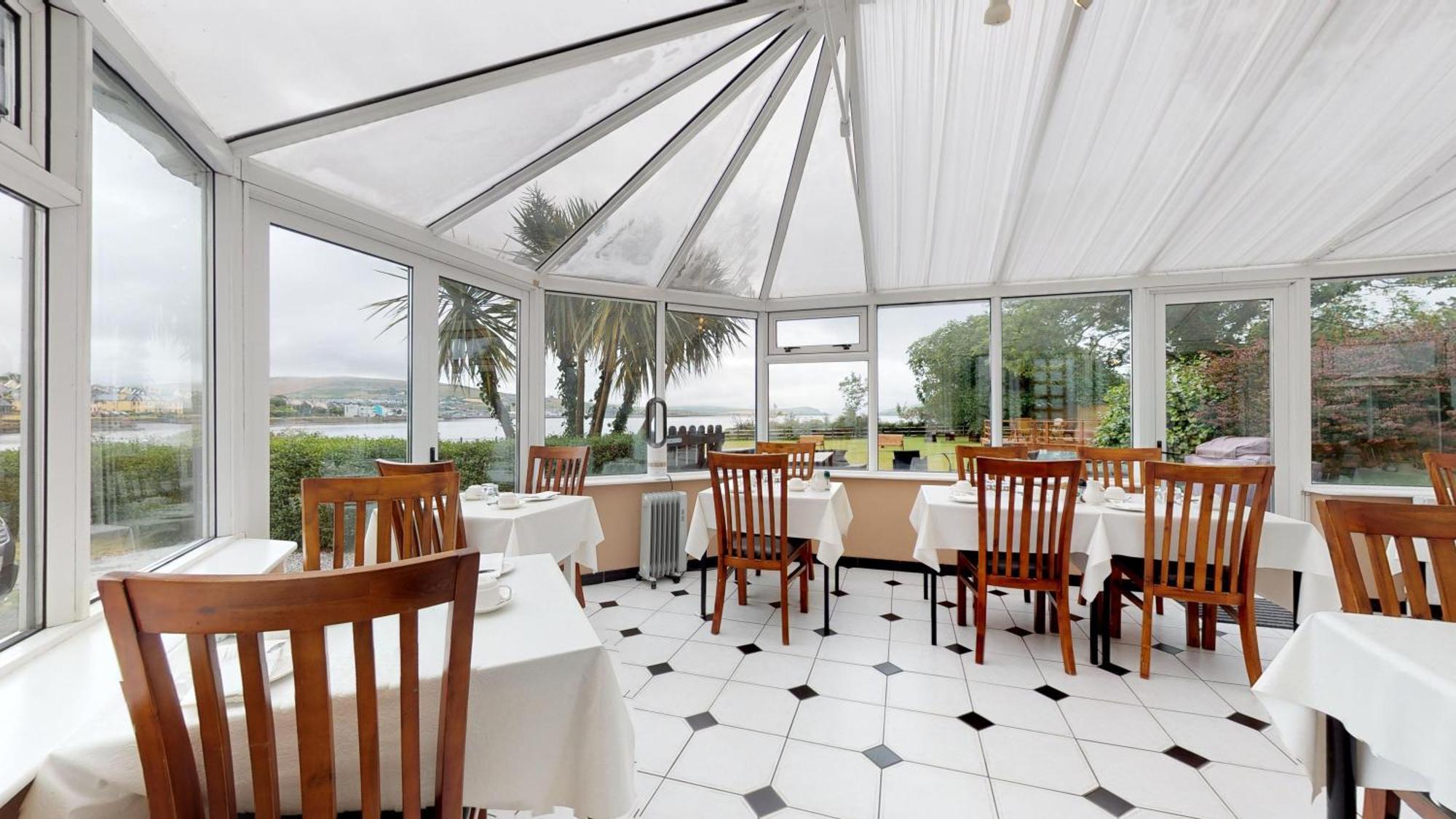 Milltown House Dingle Hotel Bagian luar foto